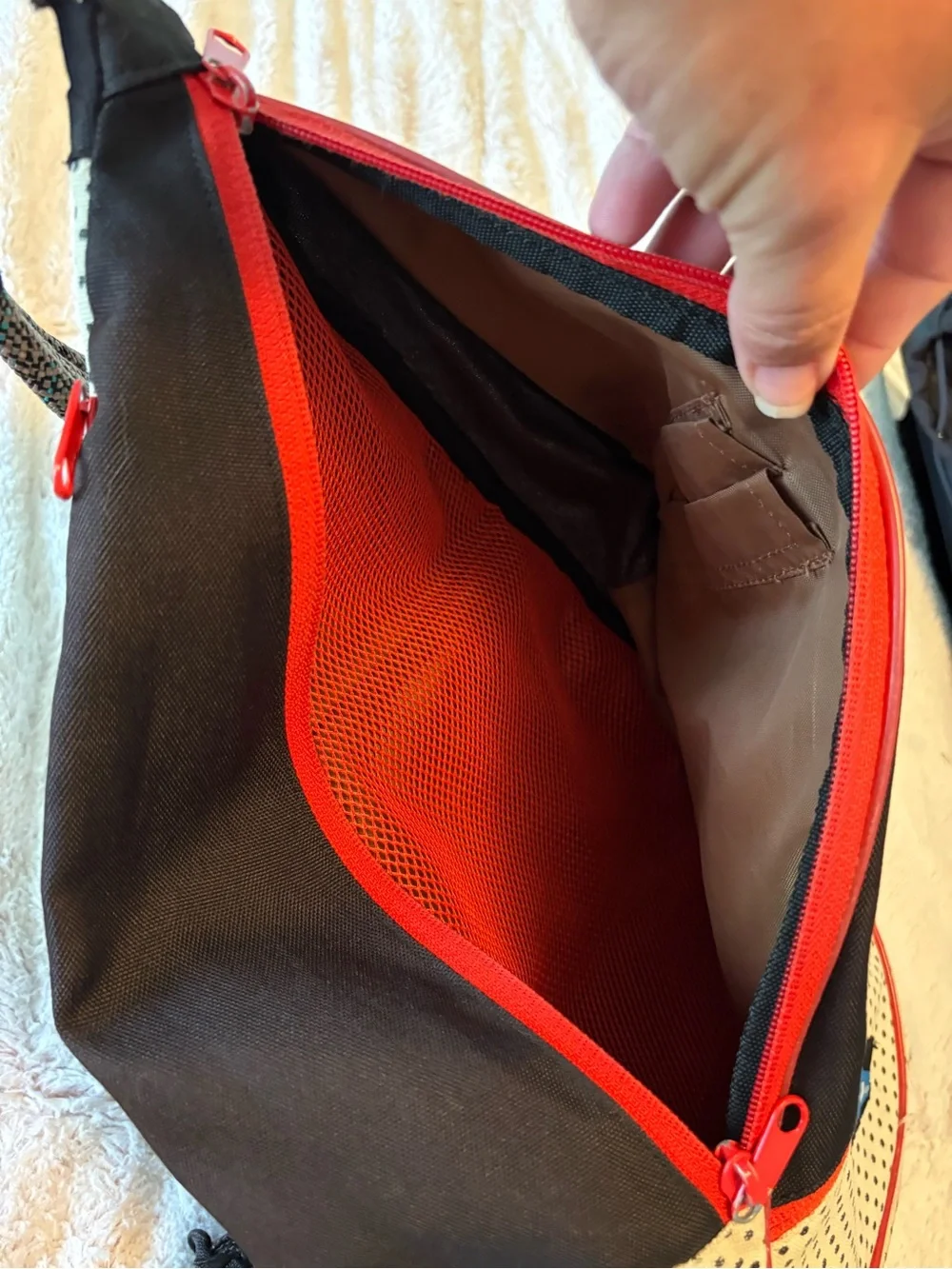 KAVU Paxton Pack sling bag